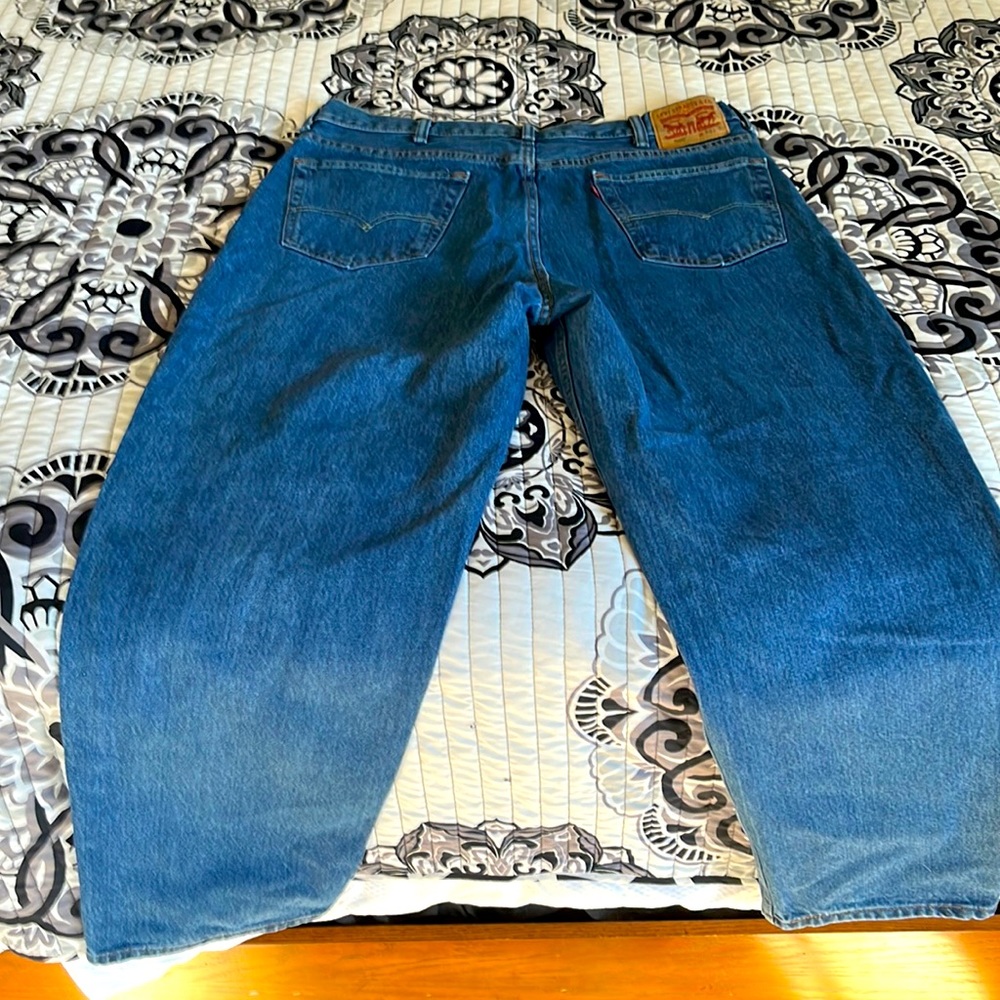 Like New Levi’s 560 Mens Jeans
